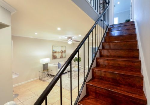 393 Temple Dr, Milpitas CA 95035-4759 exterior