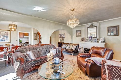 5730 Nevada Ave, South Gate, CA 90280-8031