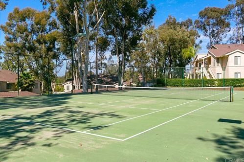 207 Diamond Way, Vista CA  92083-4400 exterior