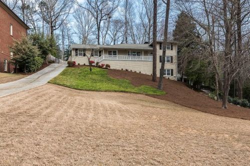 490 Highbrook Dr, Atlanta, GA 30342-2317