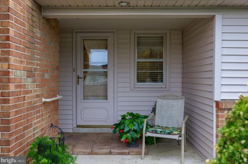 1926 Drexel Ave, Lancaster PA  17602-3302 exterior