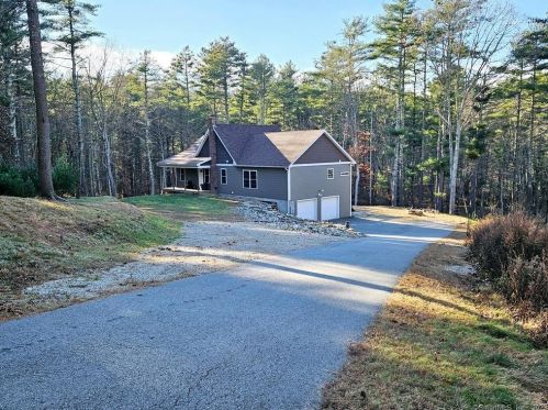 75 Geer Rd, Killingly, CT 06239-2215