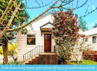 8828 17th Ave, Seattle, WA 98115-3206