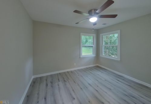 2480 County Line Rd, Atlanta GA  30331-6545 exterior