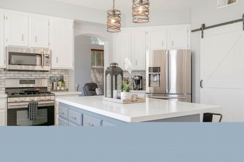 8850 Greenlawn St, Riverside CA  92508-2521 exterior