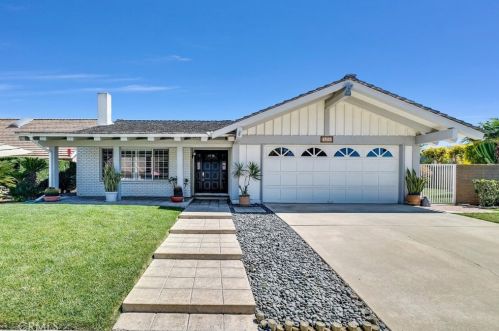 15242 Touraine Way, Irvine CA  92604-3150 exterior