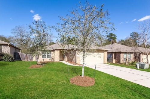835 Katydid Ct, Conroe TX  77301-5511 exterior