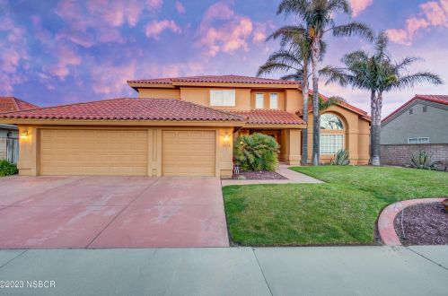 2418 Sandpiper Dr, Santa Maria CA  93455-1521 exterior