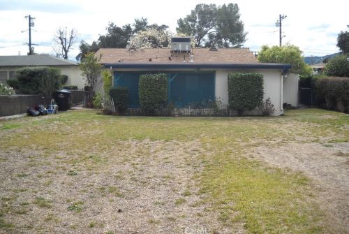 605 Mendocino St, Altadena, CA 91001-2336