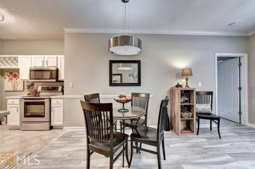 4333 Dunwoody Park, Atlanta GA  30338-5795 exterior