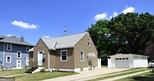 204 8th St, Otisco, MN 56093-3816