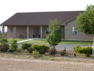 26625 Iris Rd, Pueblo, CO 81006-9748