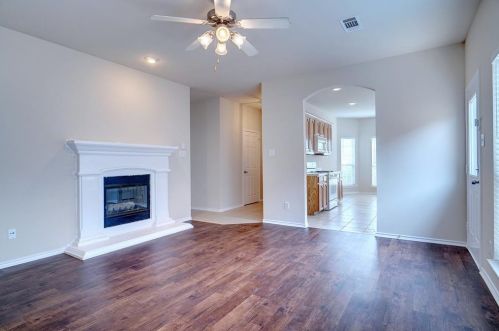 6309 Kristen Dr, Fort Worth TX  76131-1245 exterior