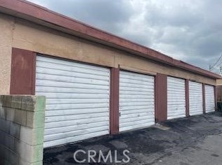 301 Tustin Ave, Anaheim CA  92807-2633 exterior