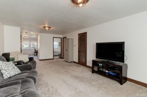 5671 Florence St, Englewood CO 80111-3713 exterior