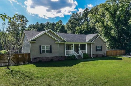 7732 Baileys Wharf Rd, Zanoni, VA 23061-4733