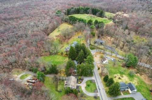 10 Mountainside Dr, Dover NJ  07869-2217 exterior