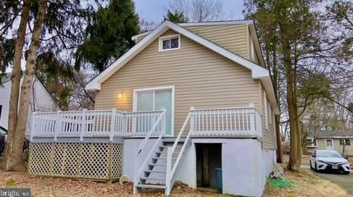 24 Heath St, Trenton, NJ 08638-2310
