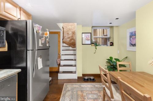 1706 Manning St, Philadelphia PA  19103-6108 exterior