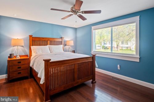 5812 Heming Ave, Springfield VA  22151-2716 exterior