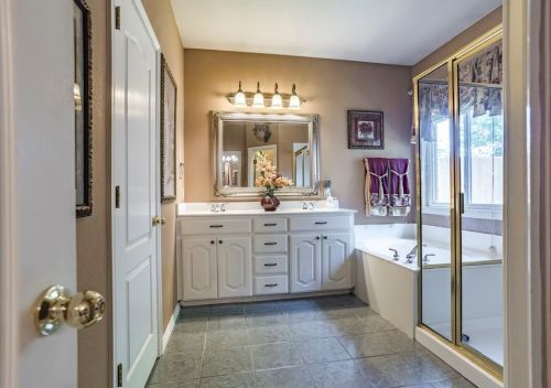 2729 White Rock Dr, Fort Worth TX  76131-2048 exterior