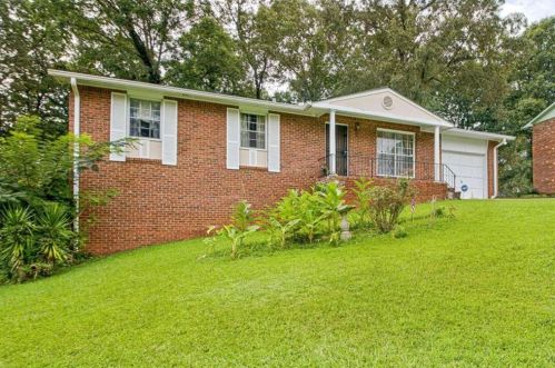 2203 Fairway Cir, Atlanta GA  30331-7103 exterior