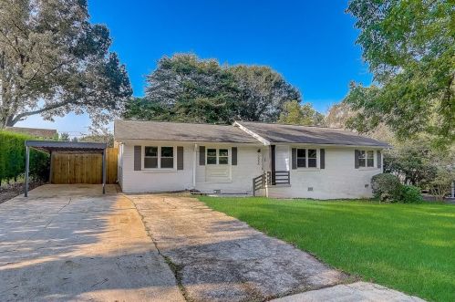 2055 Panstone Ct, Marietta, GA 30060-4837