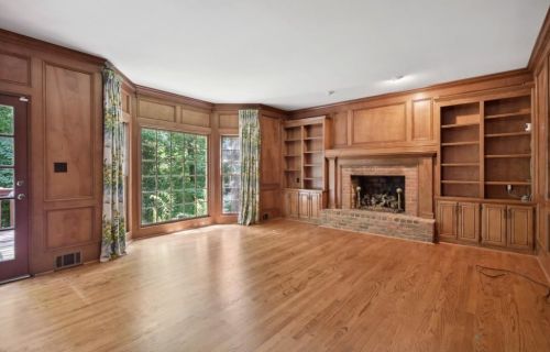 1011 Byrnwyck Rd, Atlanta GA  30319-1665 exterior