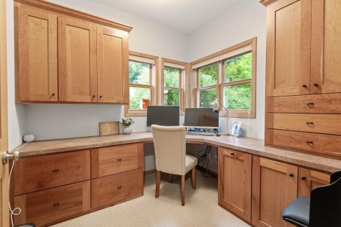 2332 Fieldstone Curv, Saint Paul MN  55129-6218 exterior