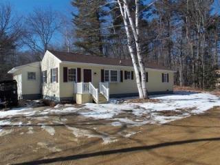 240 Washington St, Laconia, NH 03246-2361