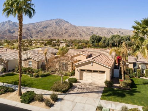 60571 Juniper Ln, La Quinta, CA 92253-7614