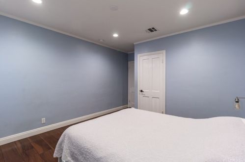 1411 Cleveland Rd, Glendale CA  91202-1414 exterior
