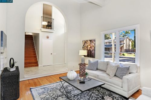 2945 Frayne Ln, Concord CA  94518-2215 exterior