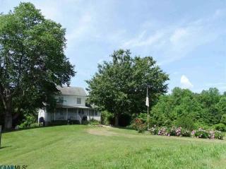 4253 Blue Ridge Tpke, Uno, VA 22738-3813