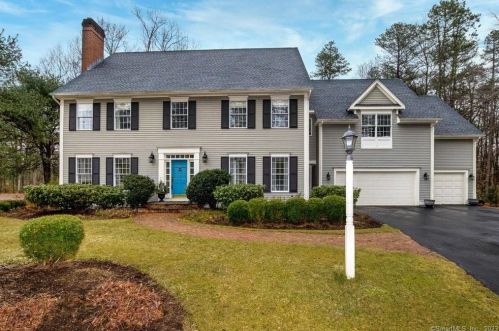 12 Chatsworth Pl, Farmington, CT 06032-1548