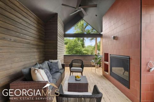 454 Beverly Rd, Atlanta GA  30309-2731 exterior