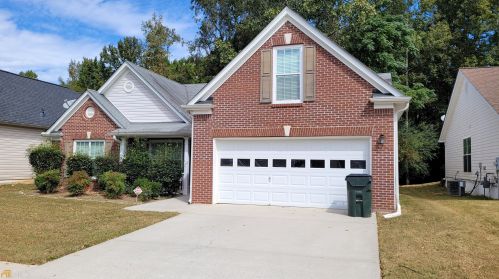 3066 Boulder Creek Rd, Lithonia, GA 30039-4787