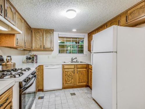 6515 Fair Vly Trl, Austin TX  78749-1250 exterior