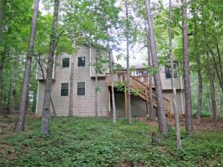 203 Allatoona Highland Dr, Holly Springs, GA 30189-5190