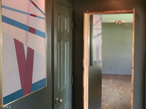 6427 Bennett Dr, Rex GA 30273-1723 exterior