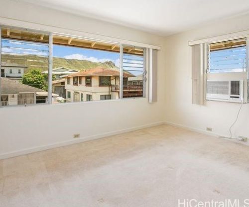 3422 George St, Honolulu HI  96815-4321 exterior