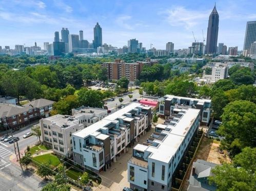 117 Cityview Ct, Atlanta GA  30308-2448 exterior