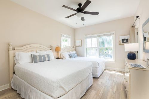 2307 Palm Blvd, Isle Of Palms SC  29451-2351 exterior
