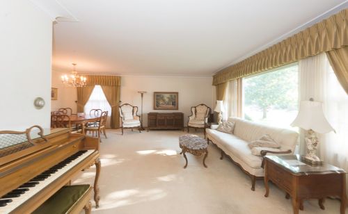 4559 Forestview Ave, Chicago, IL 60656-4130