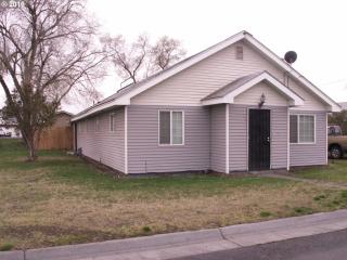 75 Beebe Ave, Hermiston, OR 97838-1001