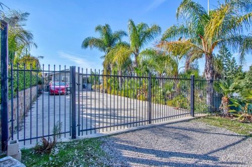 9476 Flinn Springs Ln, El Cajon, CA 92021-2805