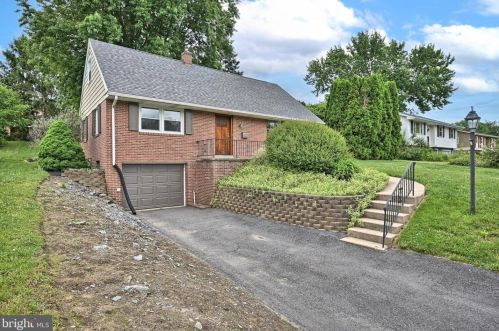 1327 Belle Valley Rd, Lancaster, PA 17603-4607