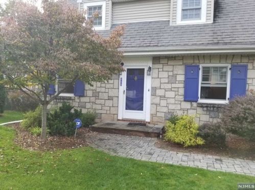 212 Walthery Ave, Ridgewood, NJ 07450-2828