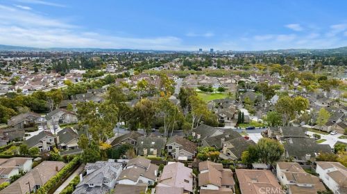 43 Pinewood, Irvine CA  92604-3239 exterior
