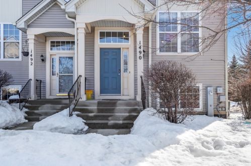 1490 Savannah Ct, Gurnee, IL 60031-9153